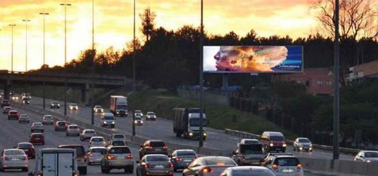 南非高速?gòu)V告